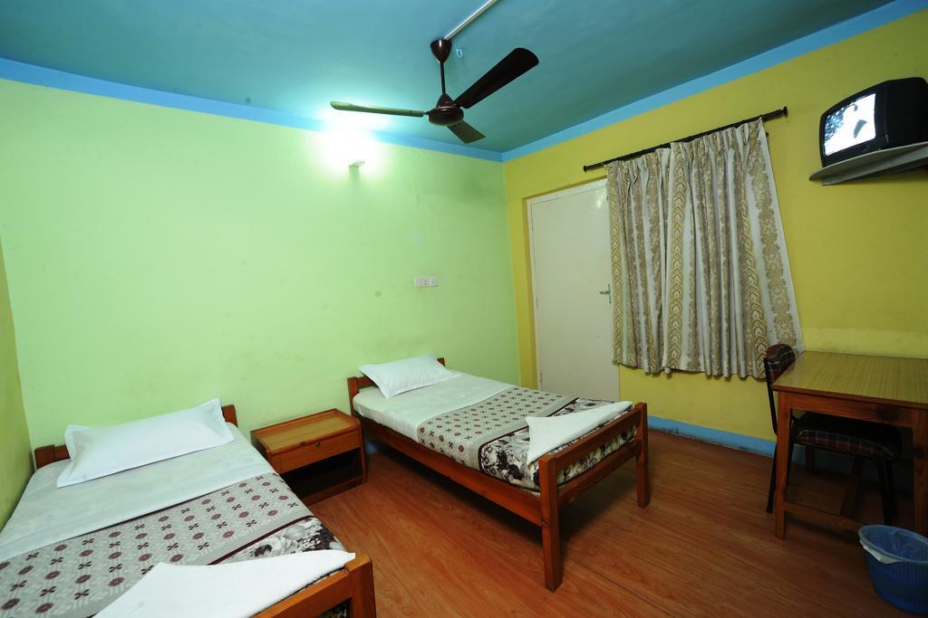 Hotel Himalaya Yoga Kathmandu Bagian luar foto