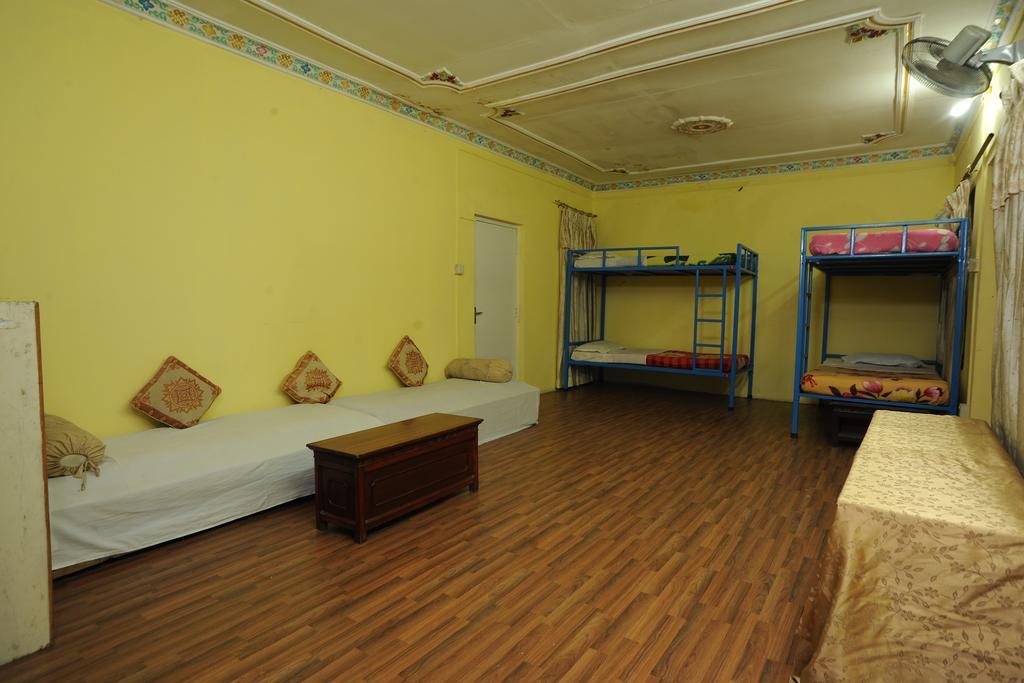 Hotel Himalaya Yoga Kathmandu Bagian luar foto