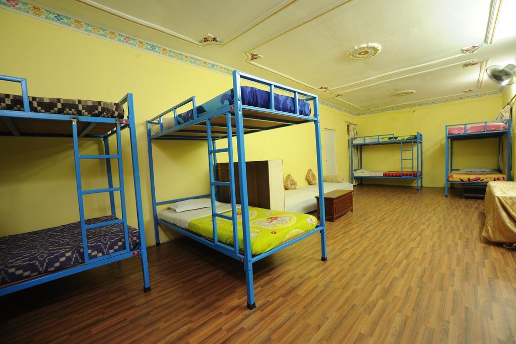 Hotel Himalaya Yoga Kathmandu Bagian luar foto