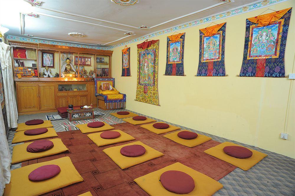 Hotel Himalaya Yoga Kathmandu Bagian luar foto