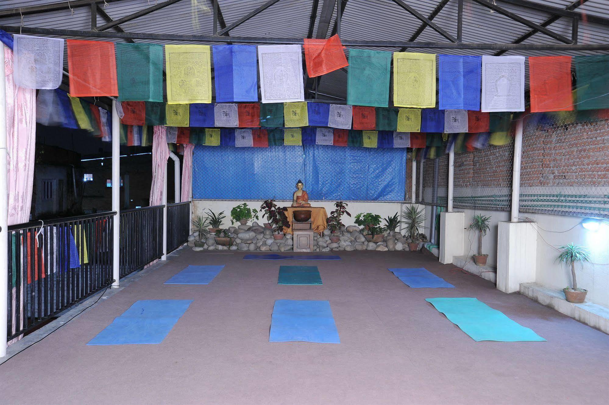 Hotel Himalaya Yoga Kathmandu Bagian luar foto