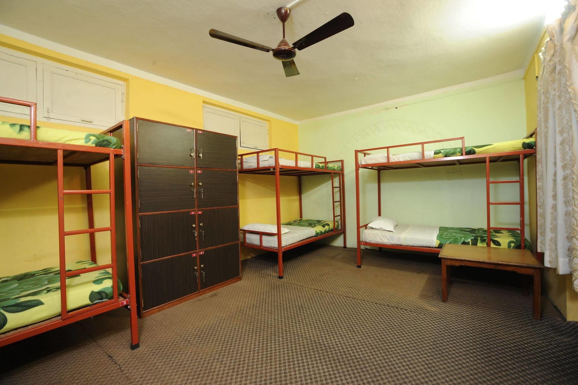 Hotel Himalaya Yoga Kathmandu Bagian luar foto
