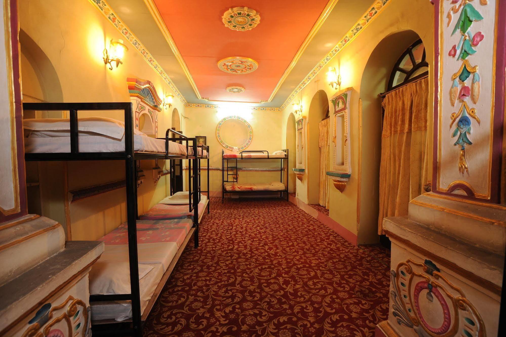 Hotel Himalaya Yoga Kathmandu Bagian luar foto