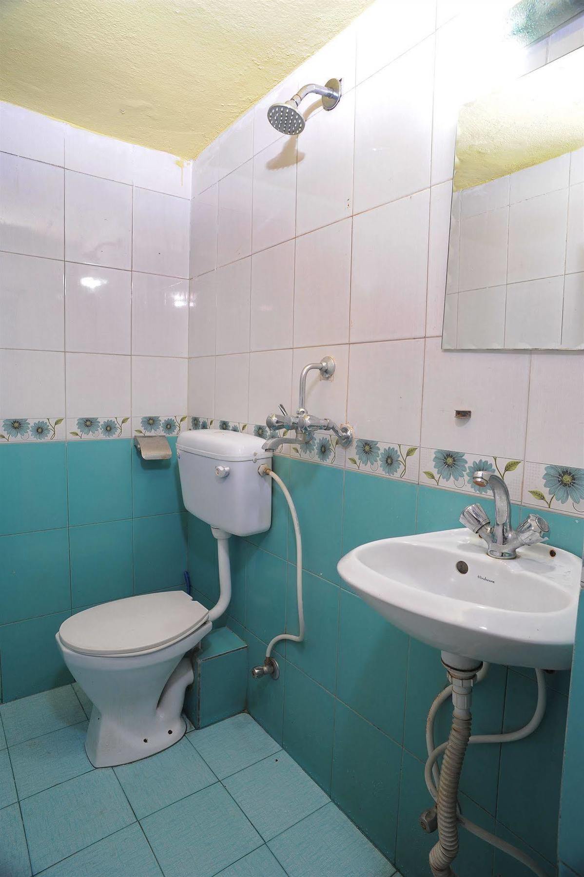 Hotel Himalaya Yoga Kathmandu Bagian luar foto