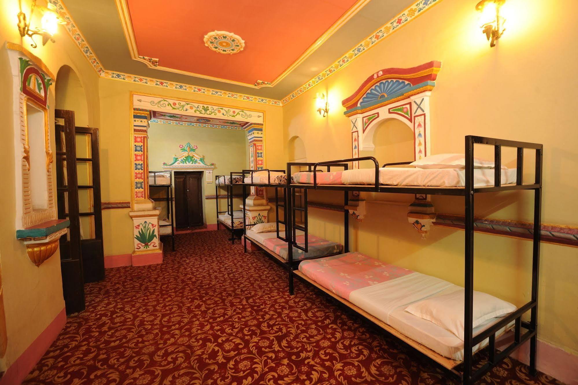 Hotel Himalaya Yoga Kathmandu Bagian luar foto