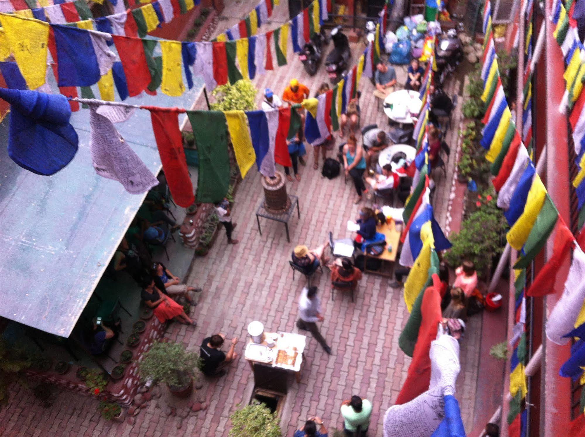 Hotel Himalaya Yoga Kathmandu Bagian luar foto