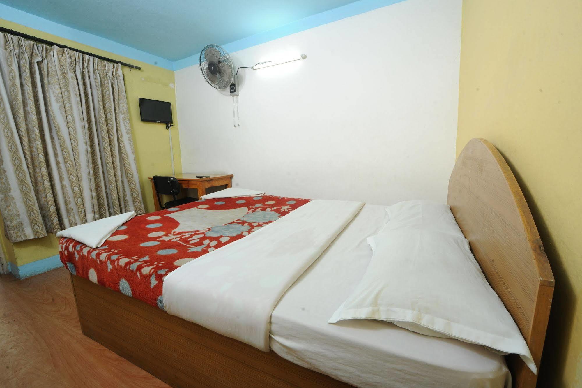 Hotel Himalaya Yoga Kathmandu Bagian luar foto